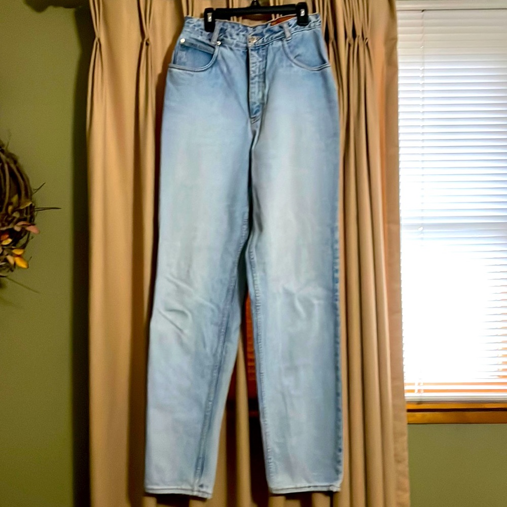 Vintage 90s Lawman Jeans. High waist light wash